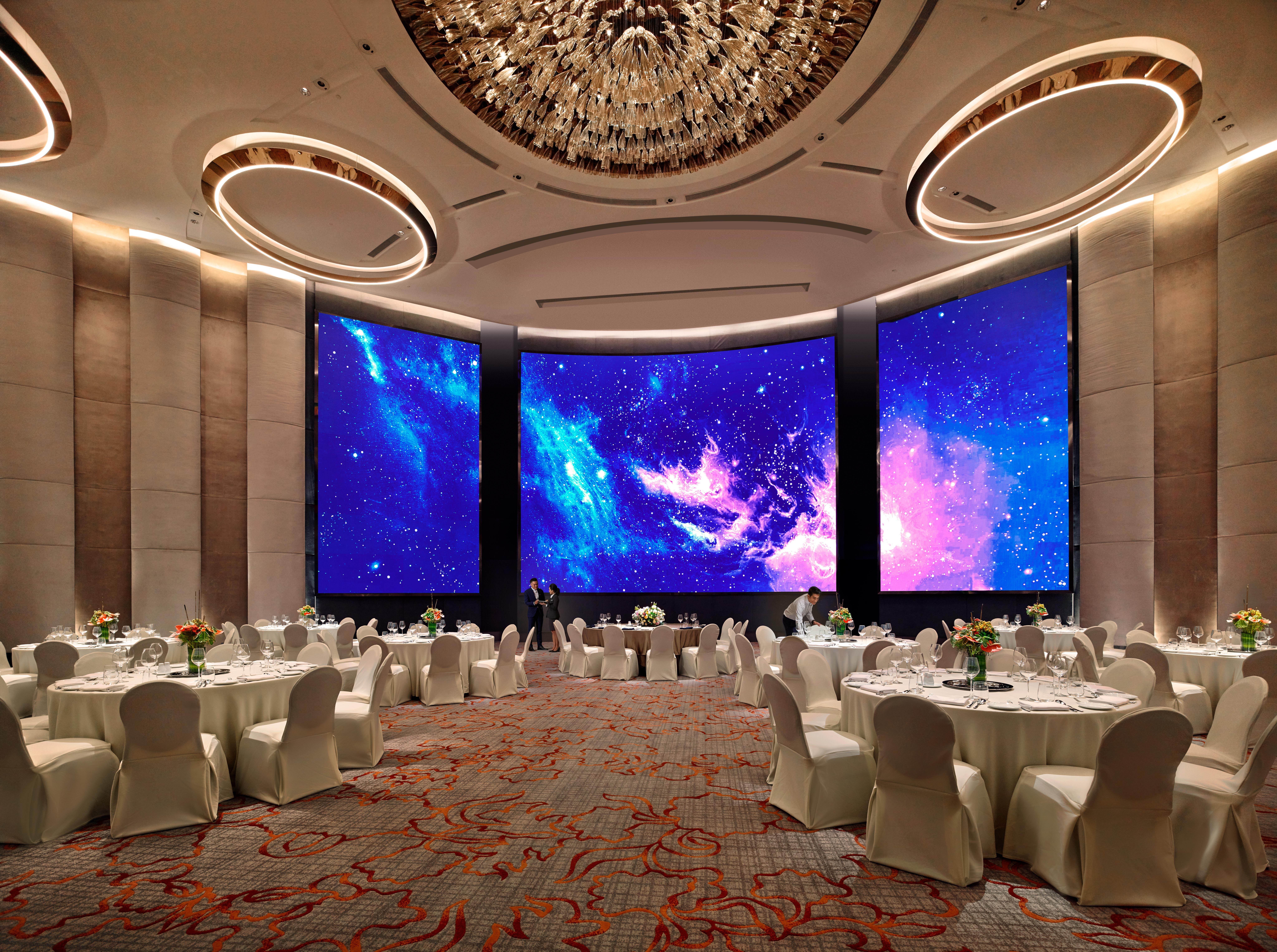 Hotel Eq 5*